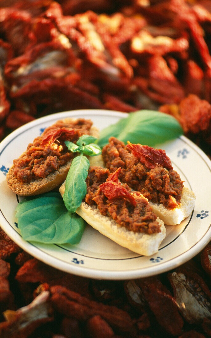 Dried tomatoes on toast