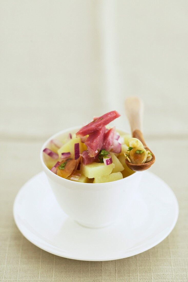 Ham and onion salad with sherry vinegar dressing