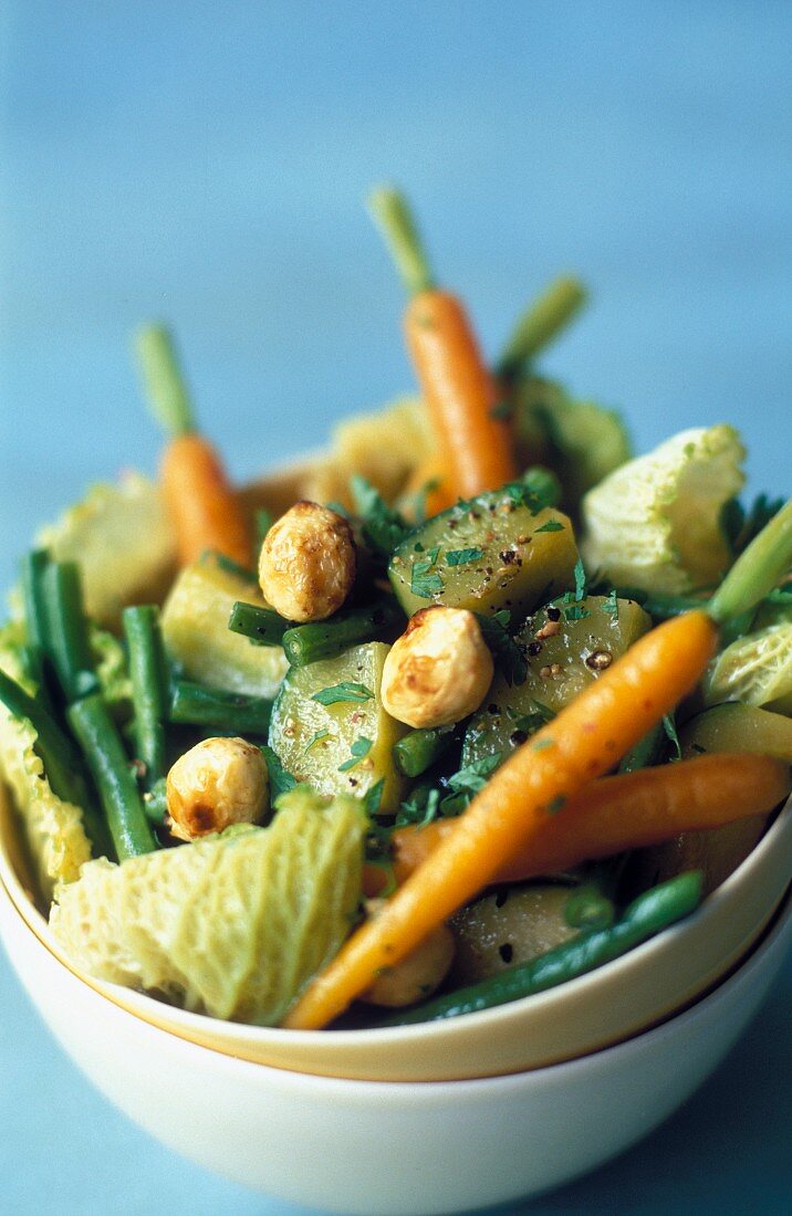 Pan-fried vegetables with hazelnuts