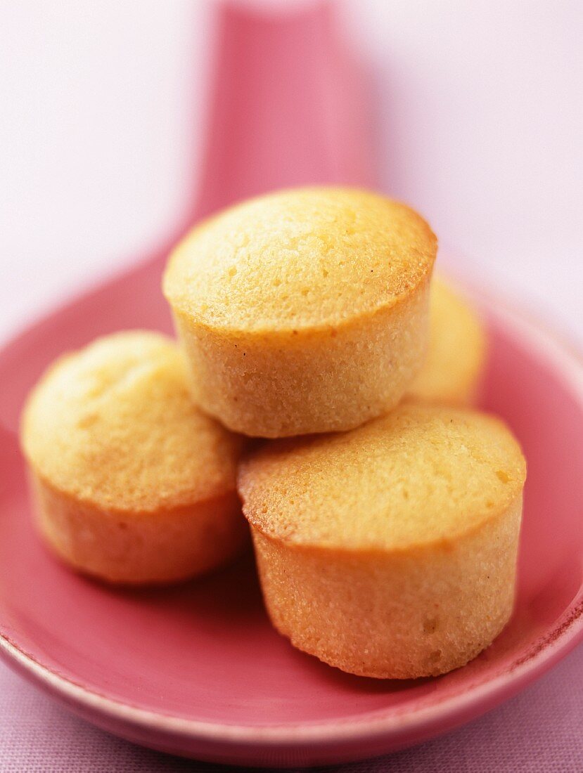 Round financiers (French almond cakes)