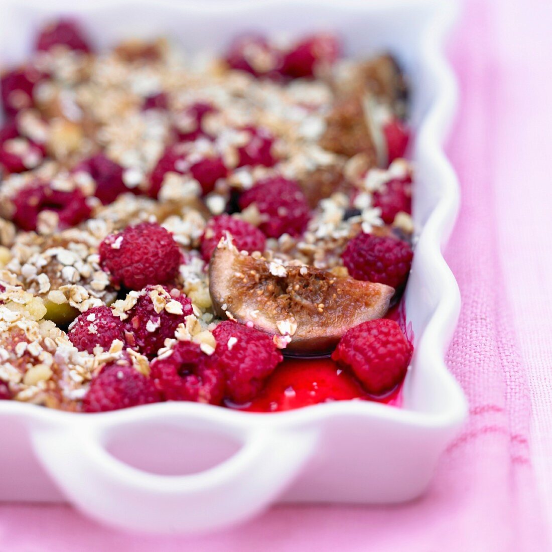 Fig and raspberry crumble