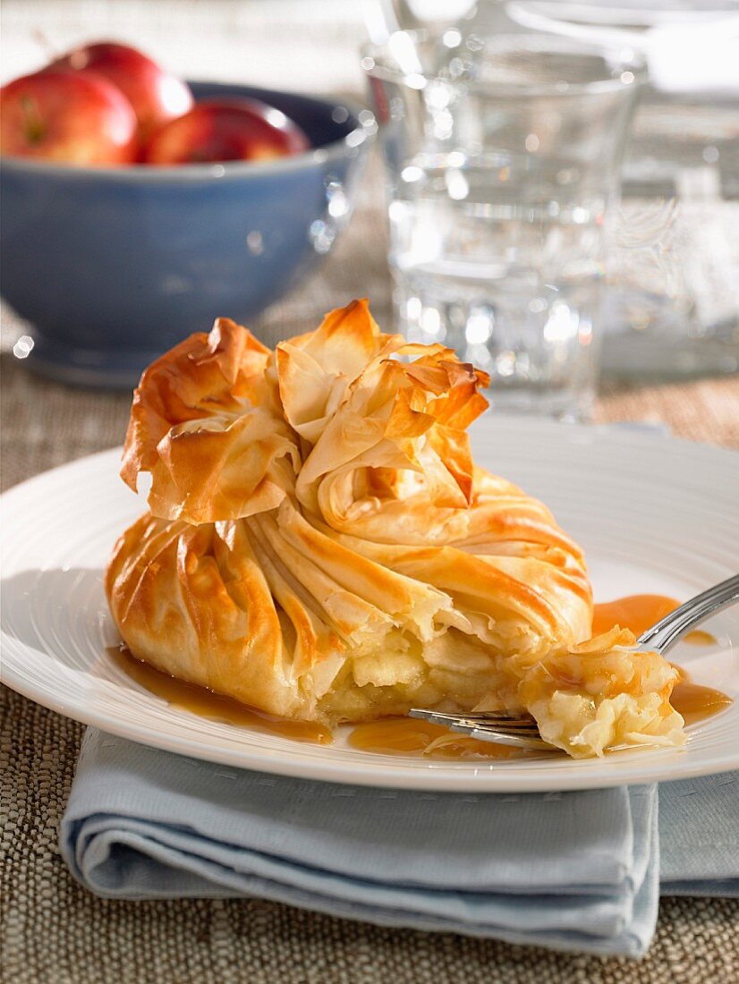 Filo pastry sacks filled with apples