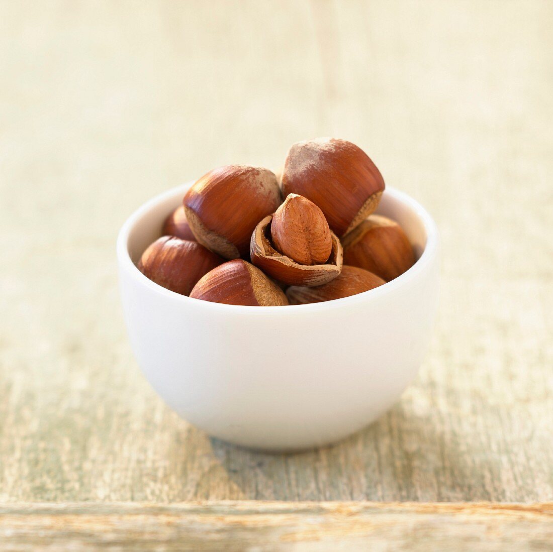 Small bowl of hazelnuts