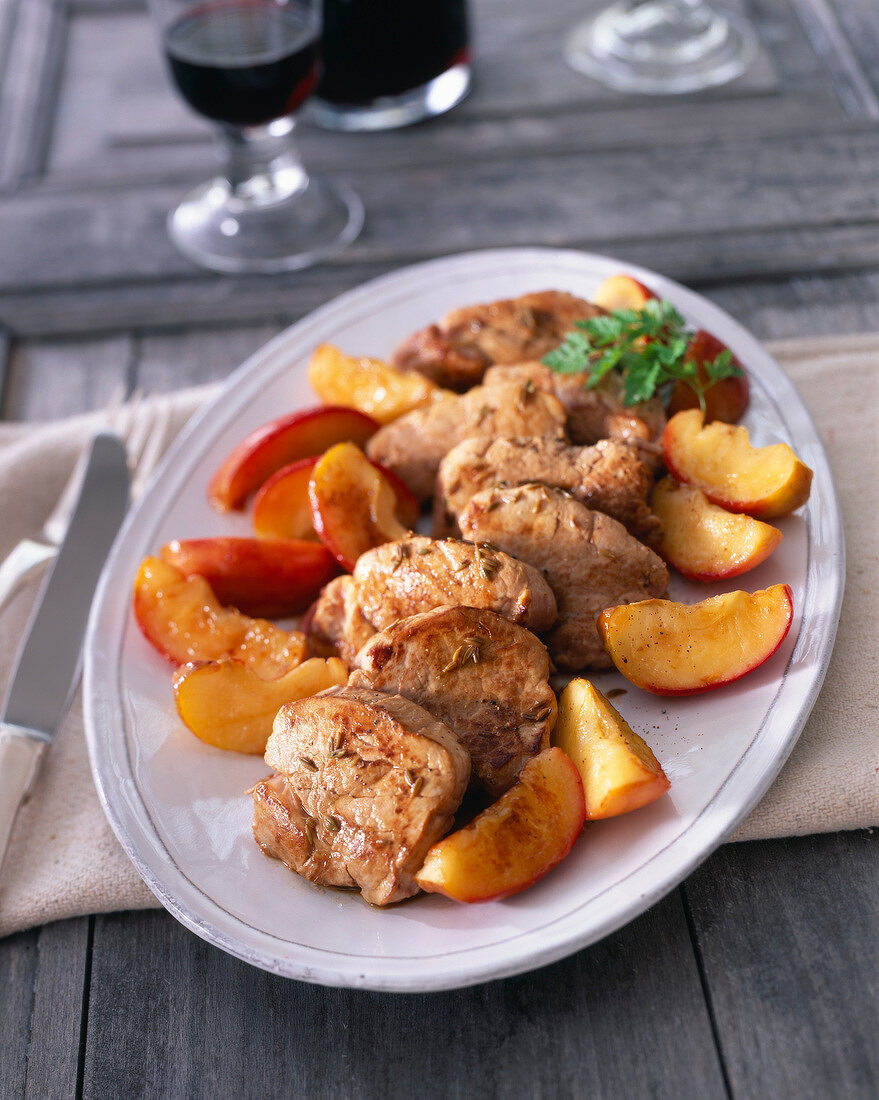 Pork Mignon with apples