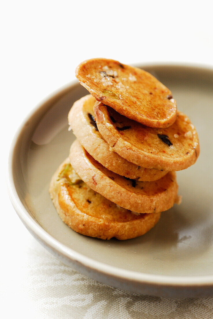 Shortbread mit Oliven und Parmesan