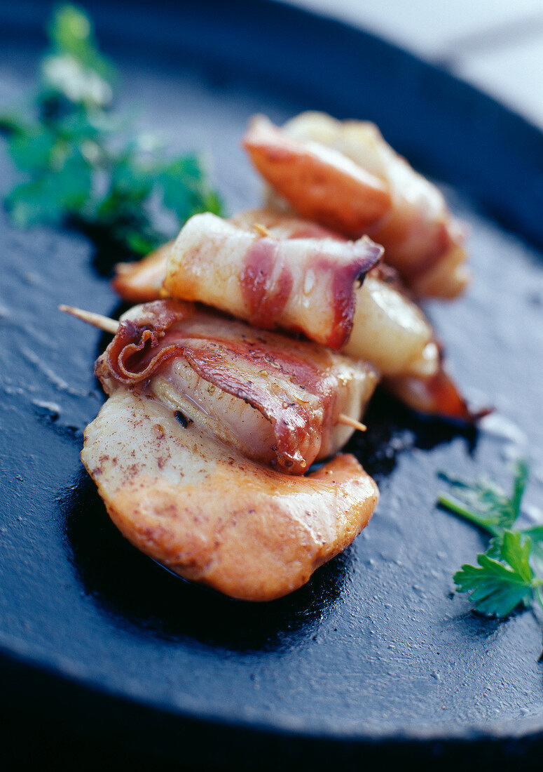 Scallops with Bayeux bacon