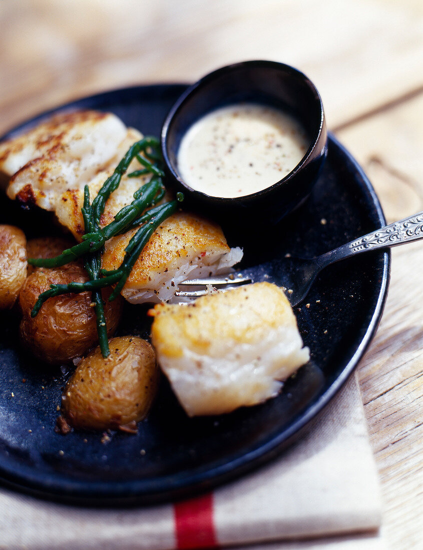 Pan-fried cod with Grenaille potatoes