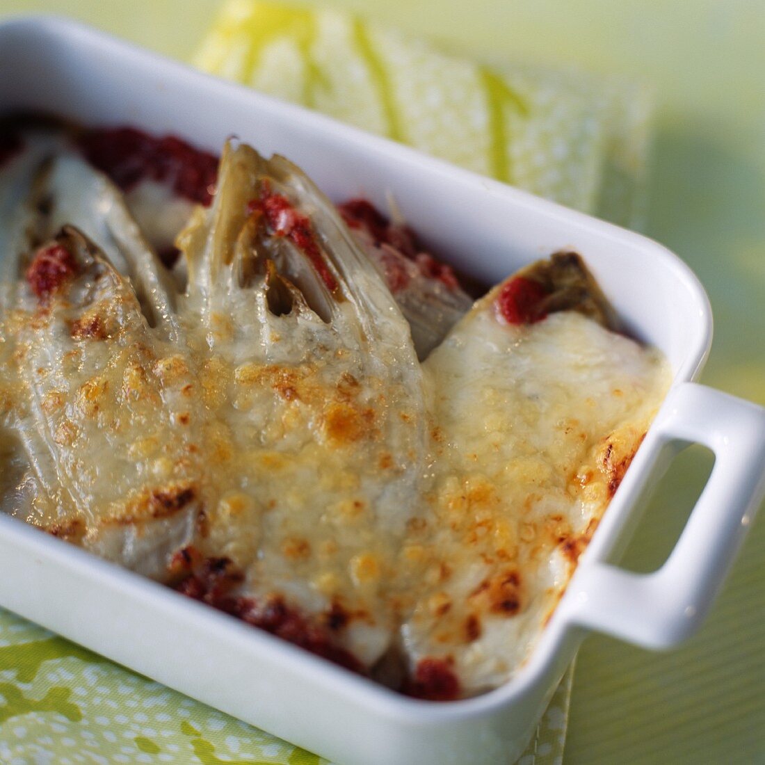 Chicory and tomato gratin