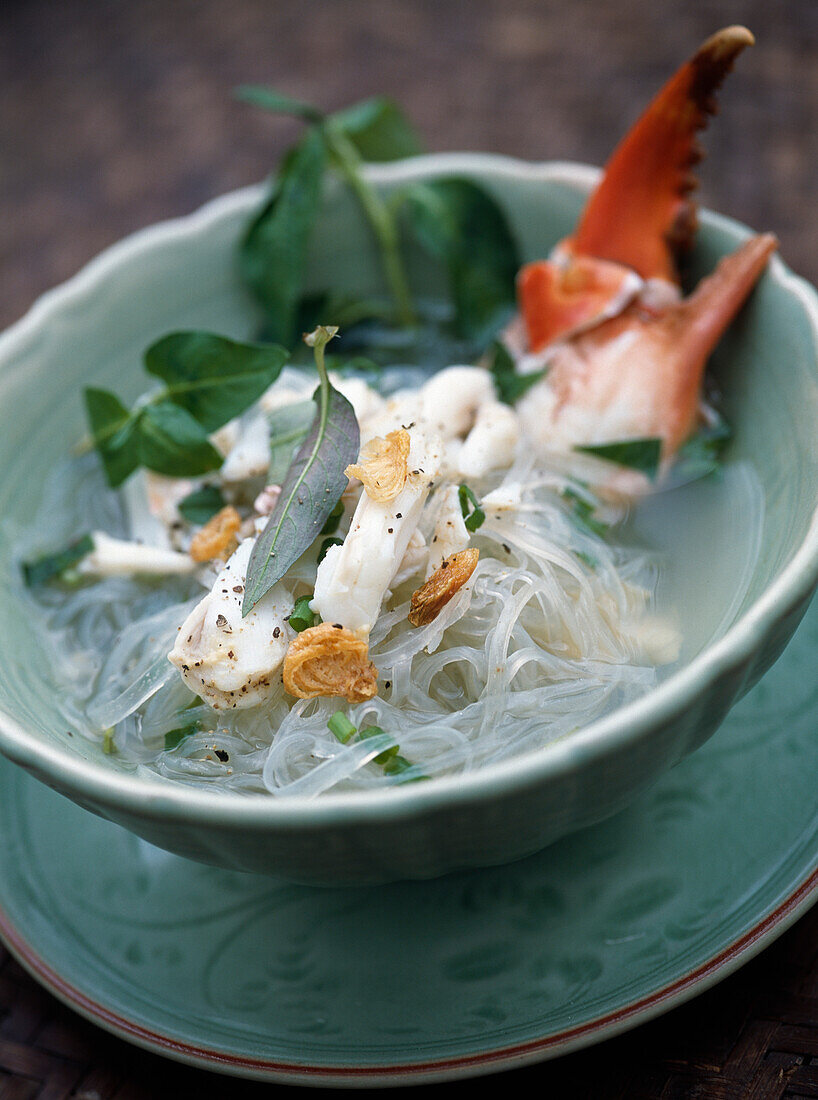 Crab,vermicelle and herb soup