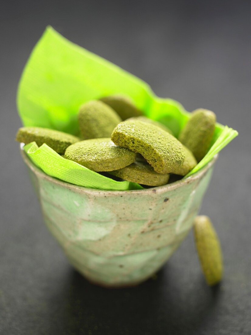 Small green Matcha tea biscuits