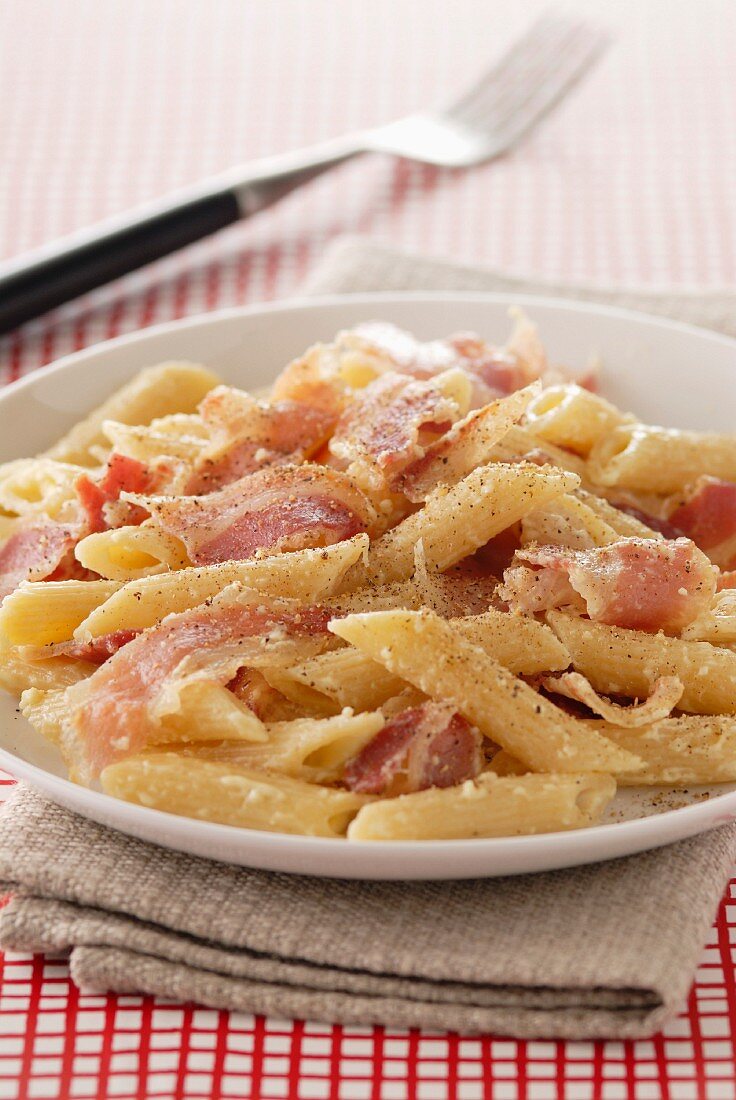 Penne alla carbonara