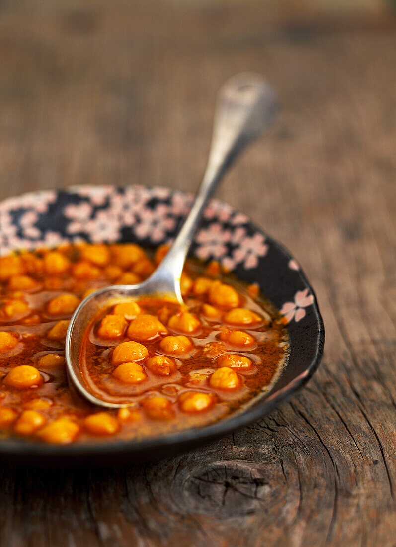 Spicy chickpea soup
