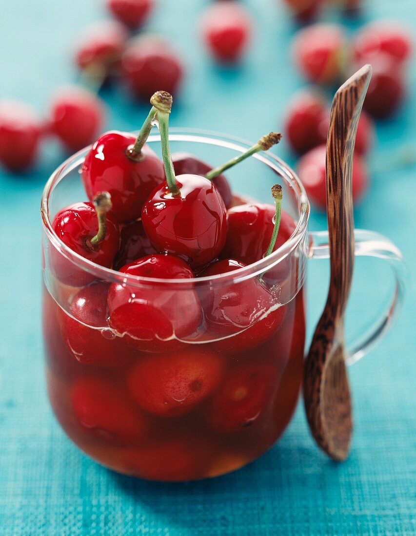 Stewed cherries with honey and vanilla