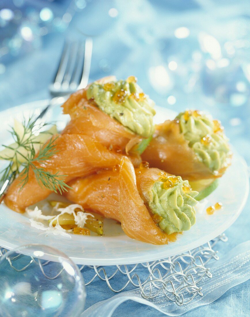 Smoked salmon cones filled with guacomole and crab