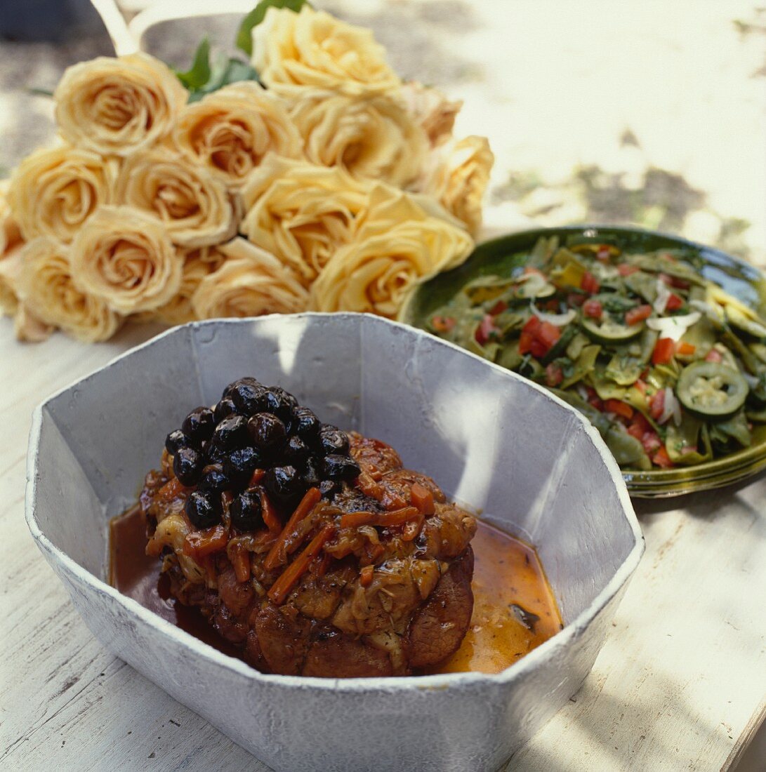 Mini roast veal with olives and carrots