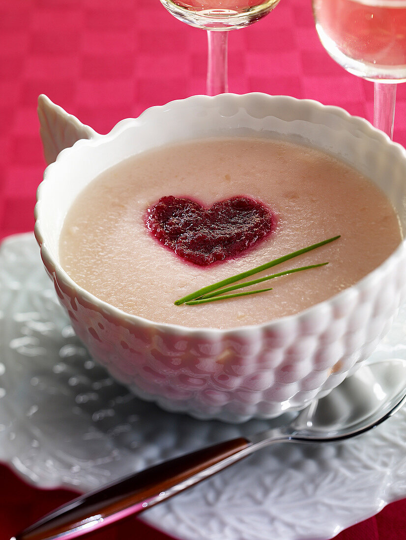 Cream of cauliflower soup with a beetroot heart