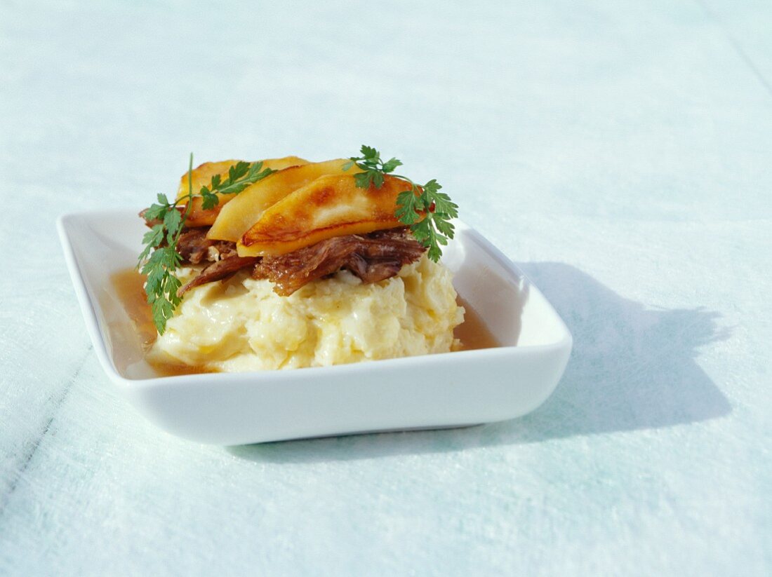 Duck parmentier with apples