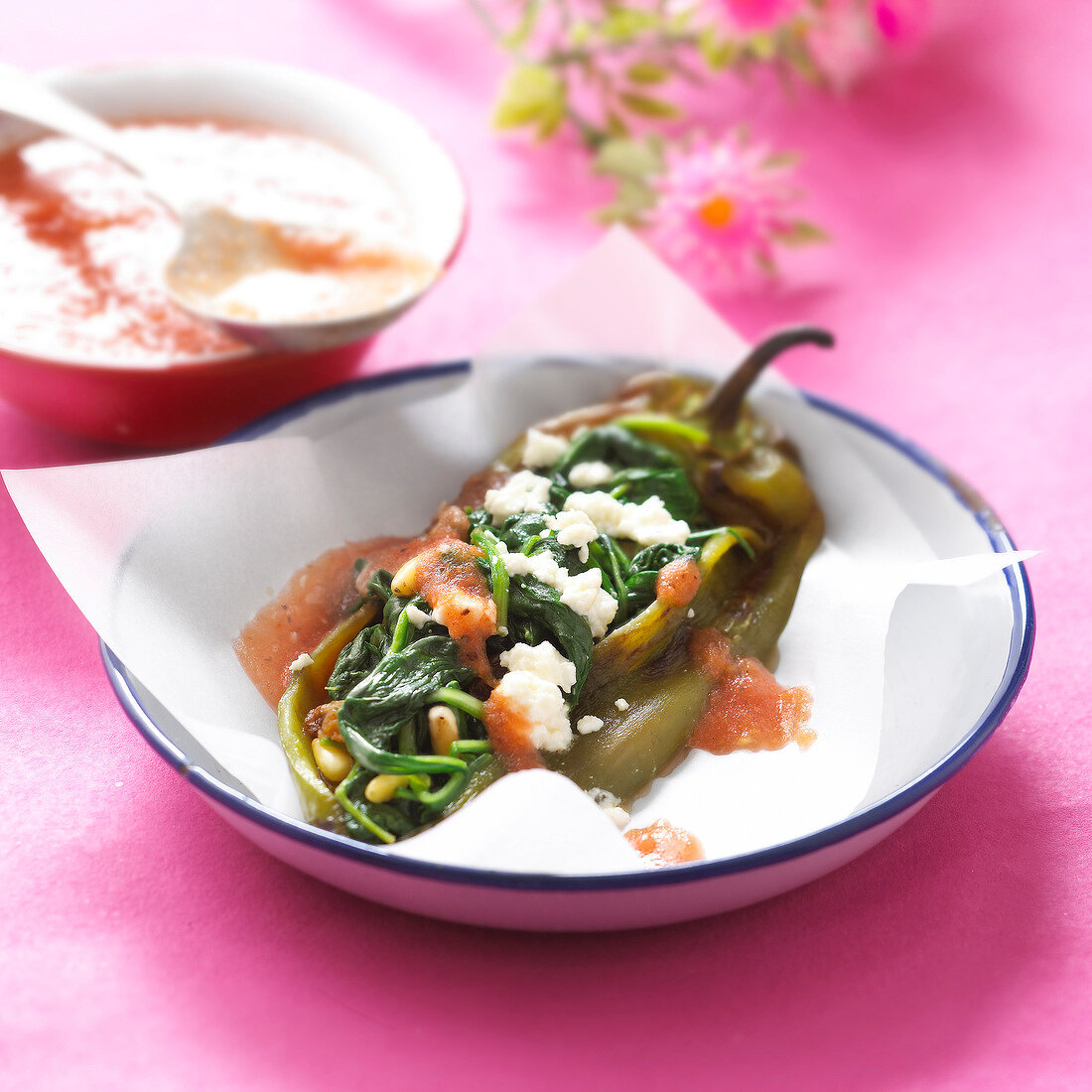 Peppers stuffed with spinach