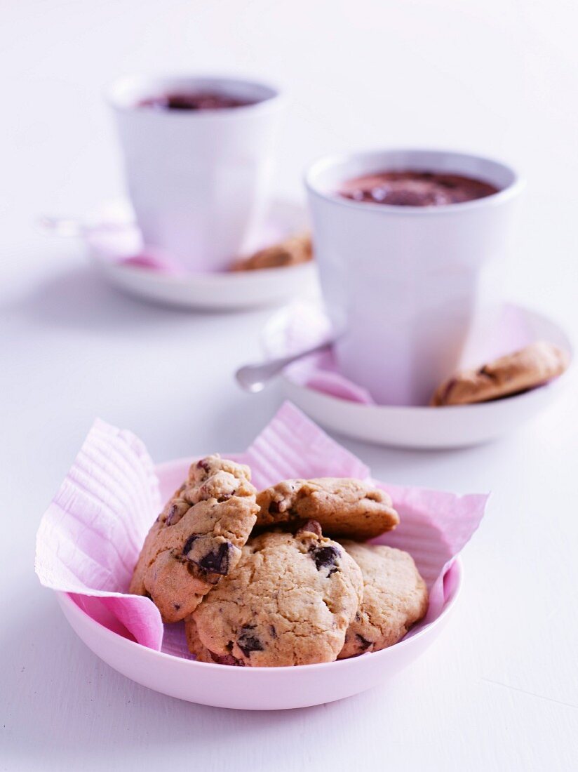 Chocolate chip cookies and hot chocolate