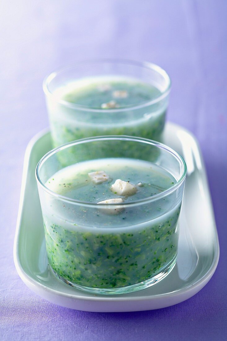 Depurative broccoli soup