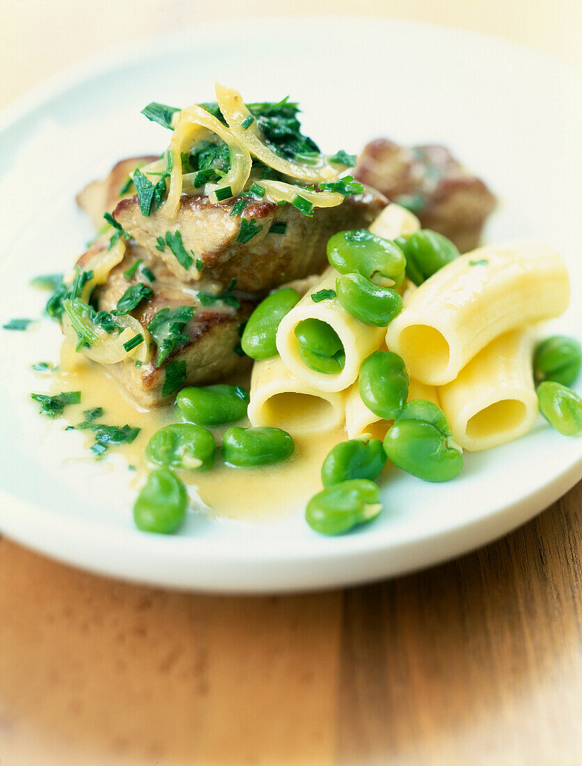 Veal stew with rigatonis,broad beans and chervil