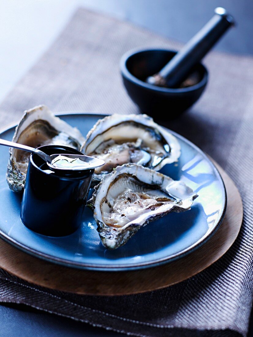 Oysters with honey and black pepper