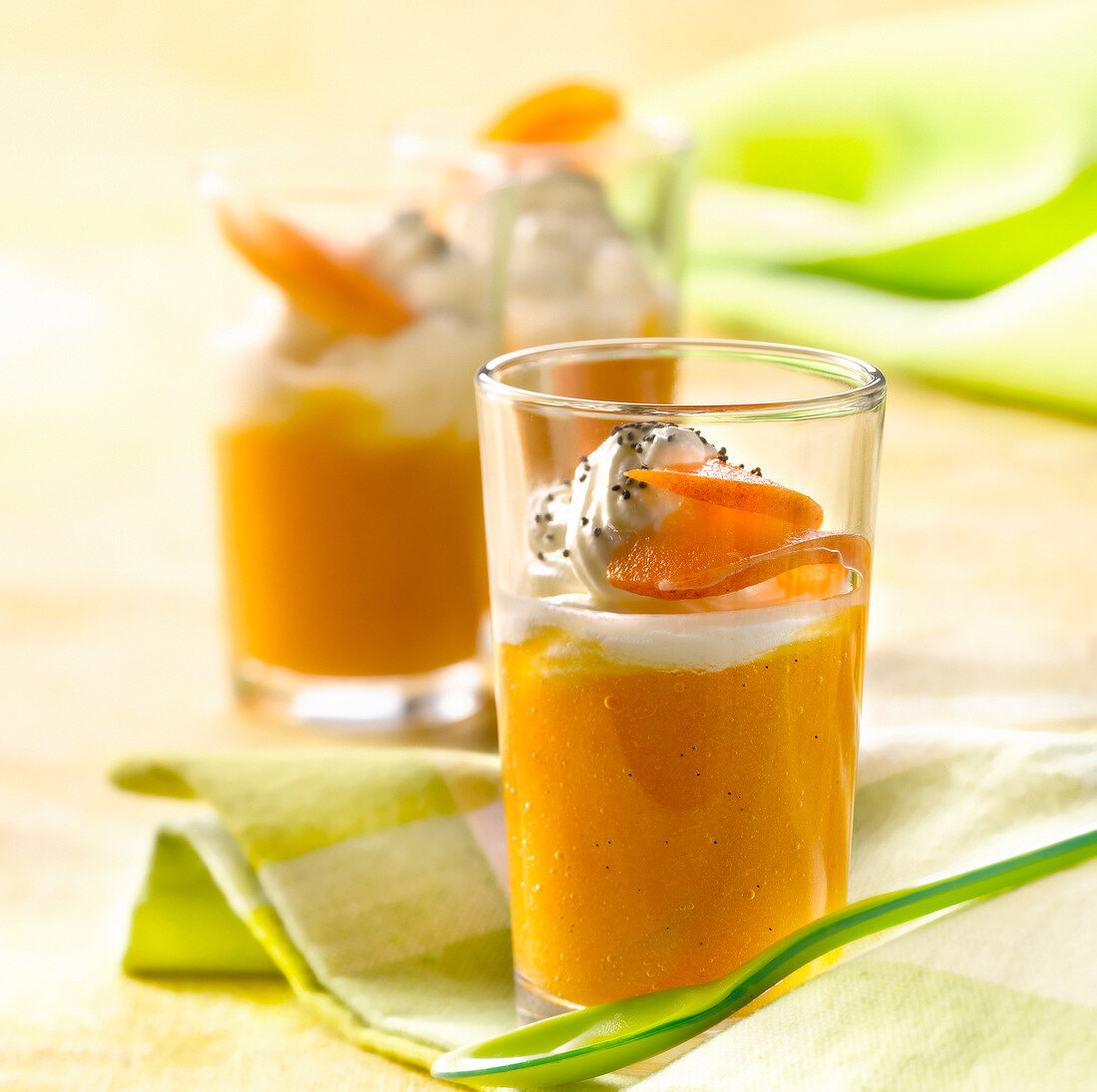 Blended stewed apricots with mascarpone mousse