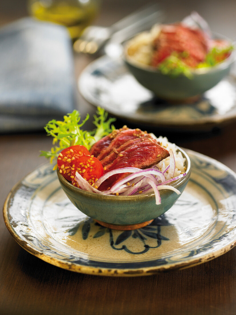 Kalbfleisch-Sashimi mit Sesam und Wasabi