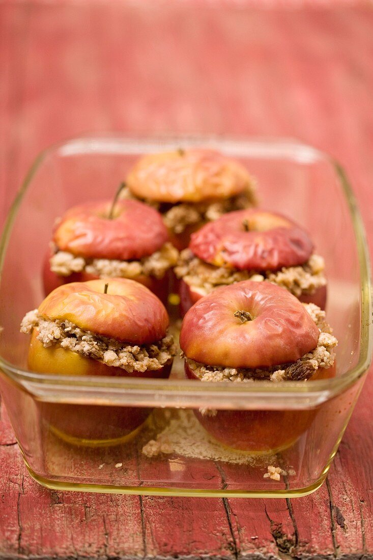 Baked apples stuffed with muesli