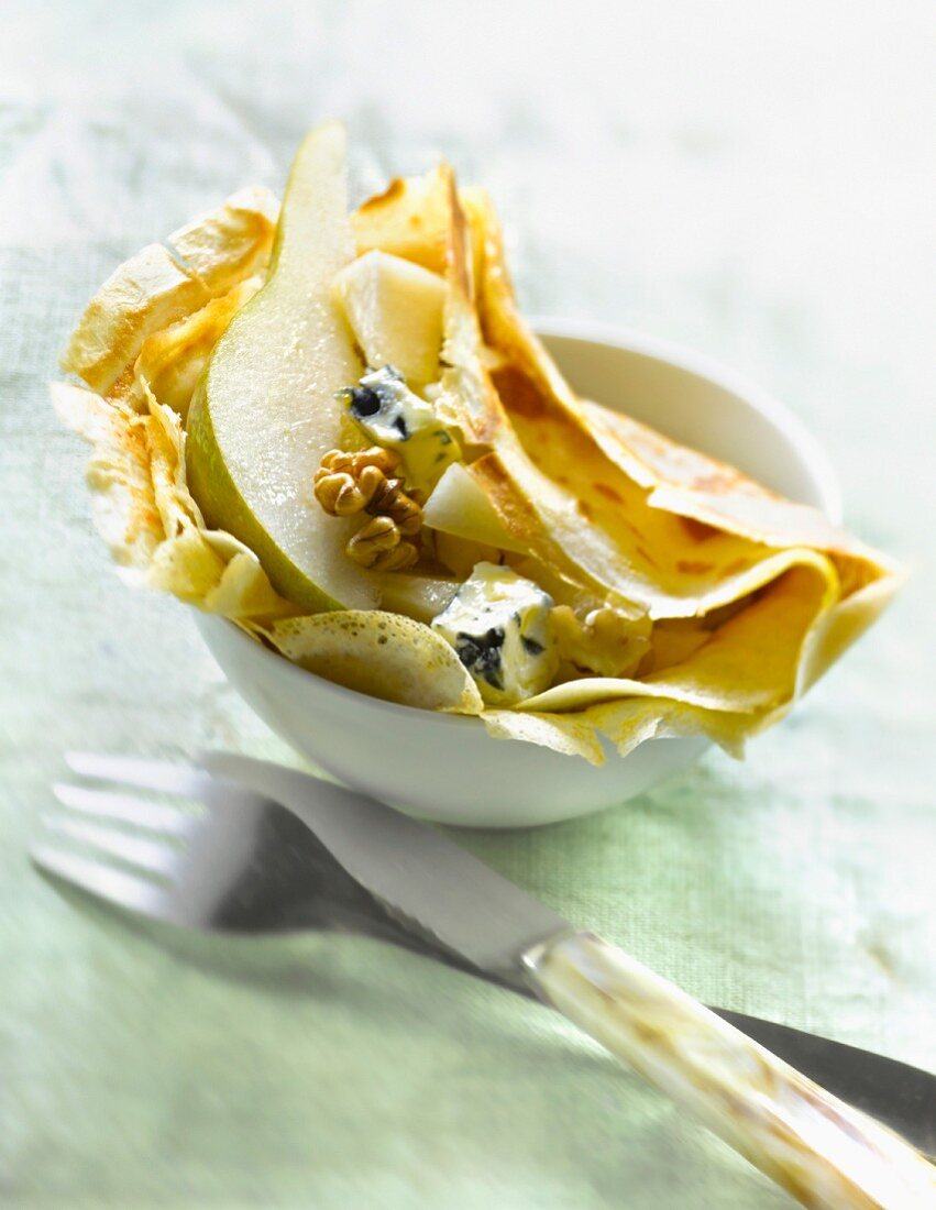 Pancake with roquefort ,pear and walnuts