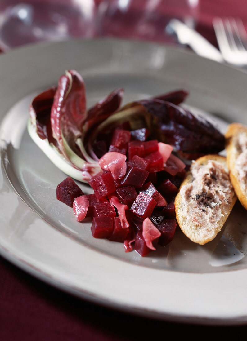 Beetroot and ginger salad