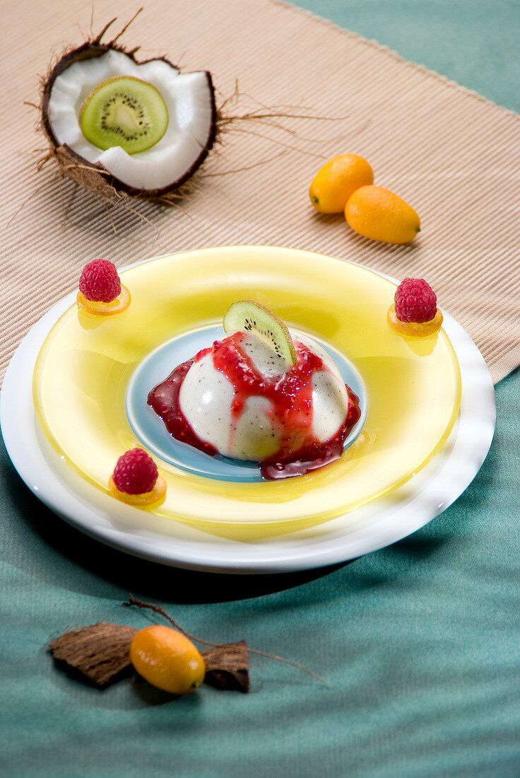 Coconut jelly with raspberry puree