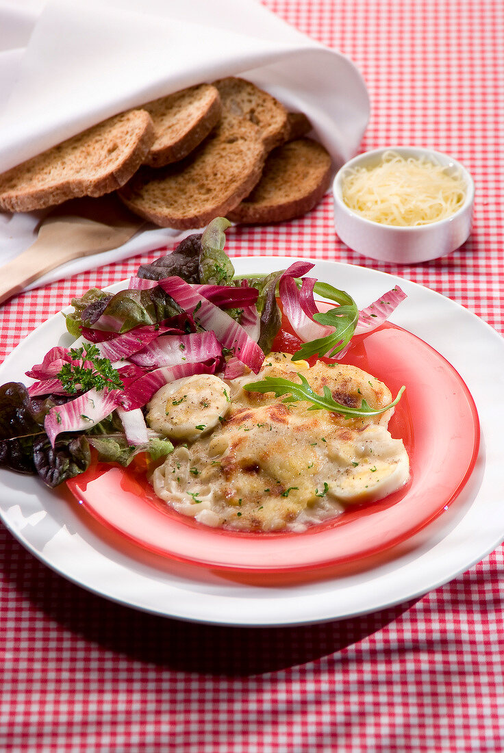 Eggs "à la tripe" à la lyonnaise