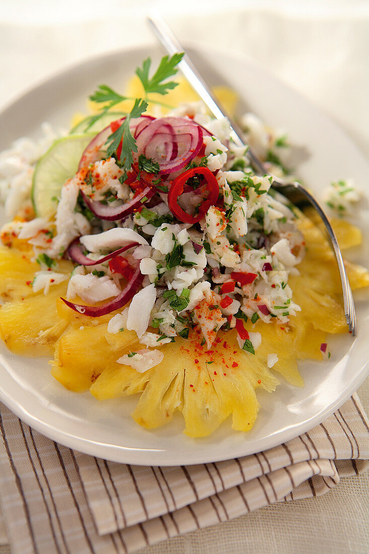 White fish, red pepper and pineapple salad