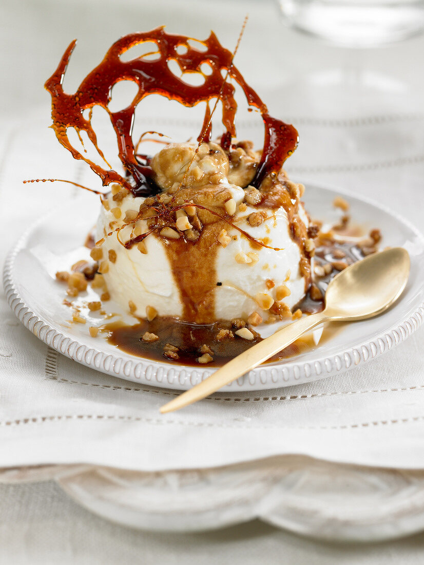Cream cheese mousse with caramel