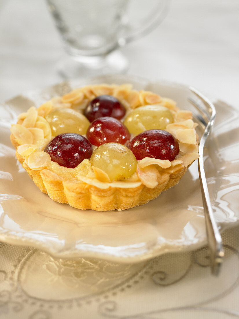 Grape tartlet