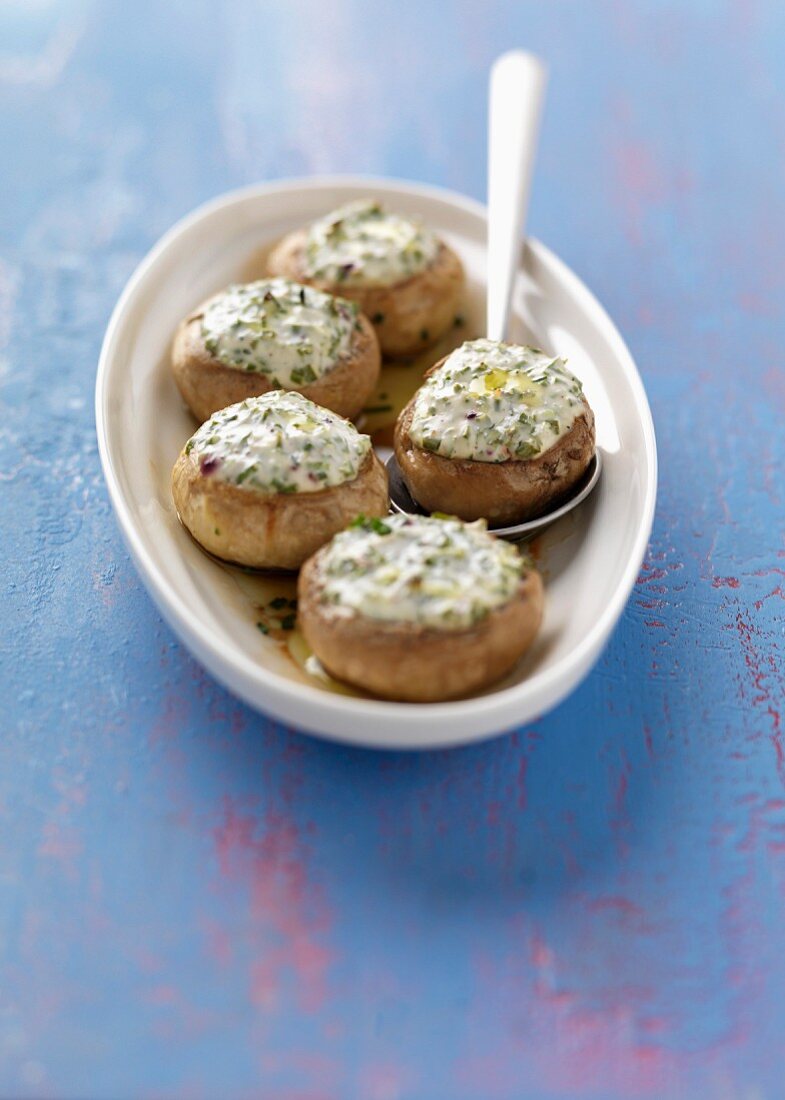 Button mushrooms stuffed with Petits-suisses and herbs