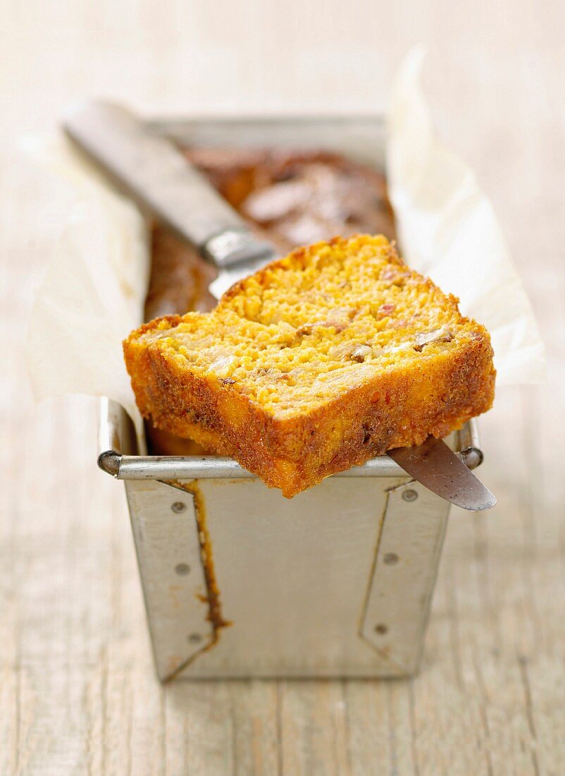 Pumpkin and diced bacon loaf cake