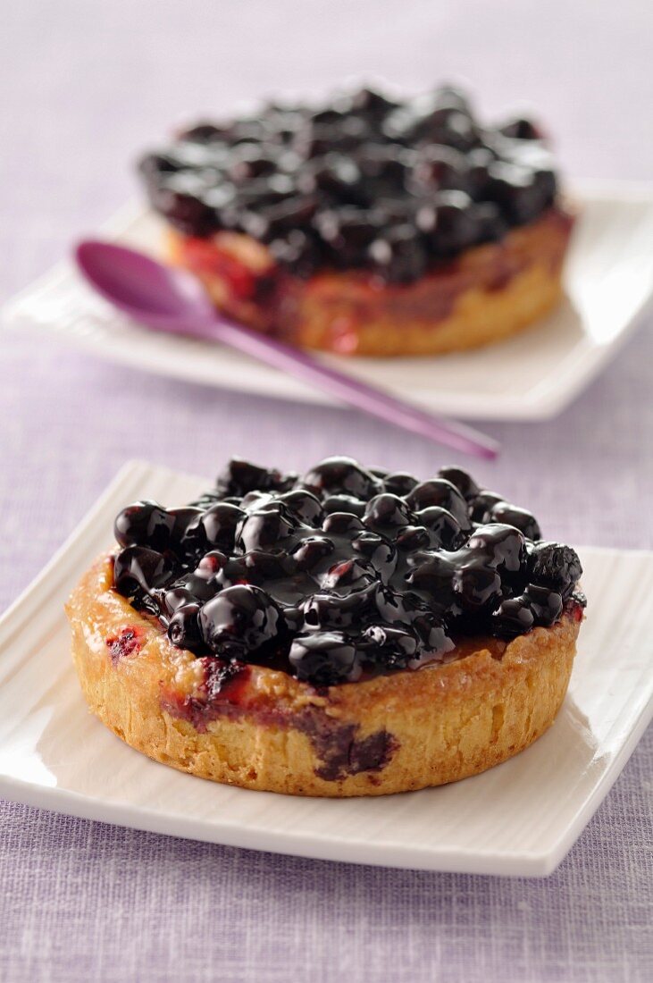 Bilberry tartlets