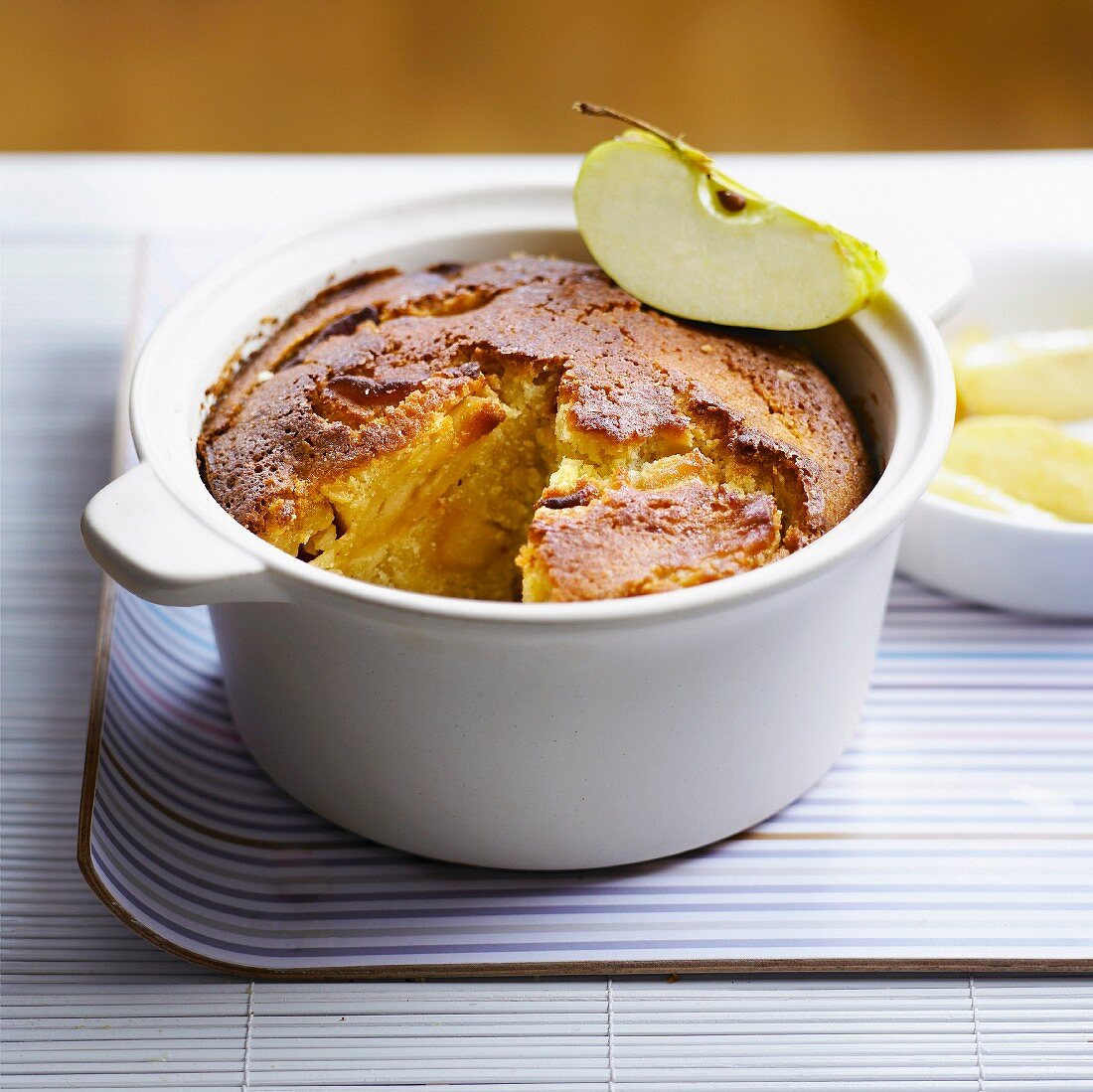 Quatre-quarts à la pomme (Rührteigkuchen mit Apfel, Bretagne)