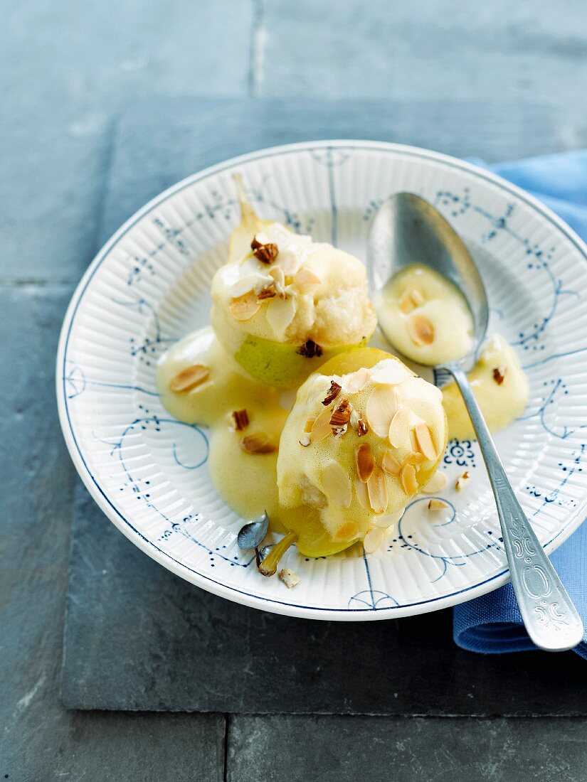 Pears poached in white beer with almonds