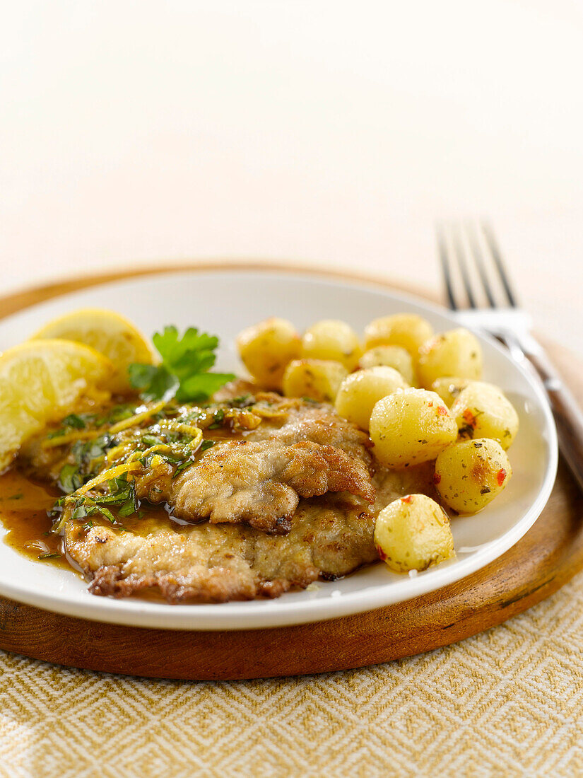 Veal escalope with Marsala and lemon sauce