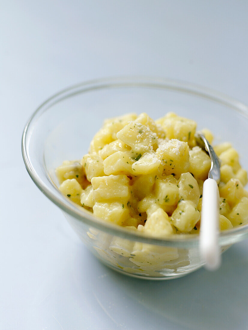 Kartoffelsalat mit Parmesan