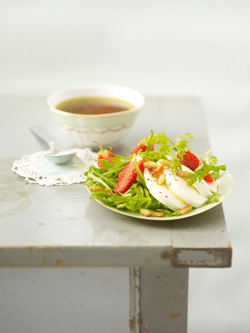 Rocket, mozzarella ,strawberry and pine nut salad