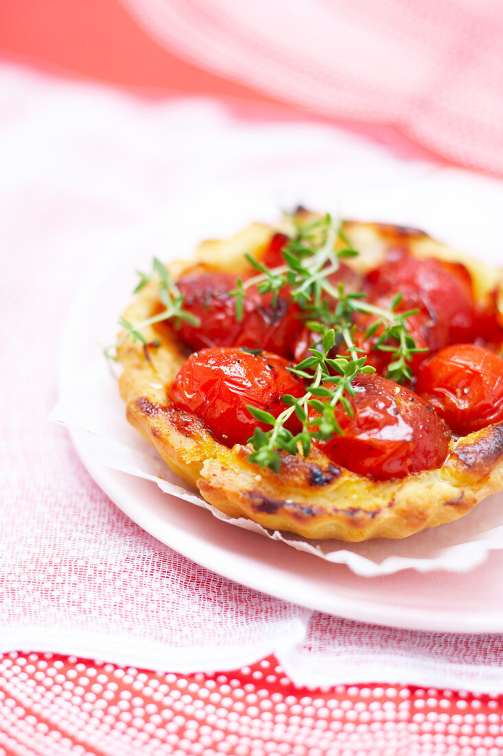Tomato and thym tartlet
