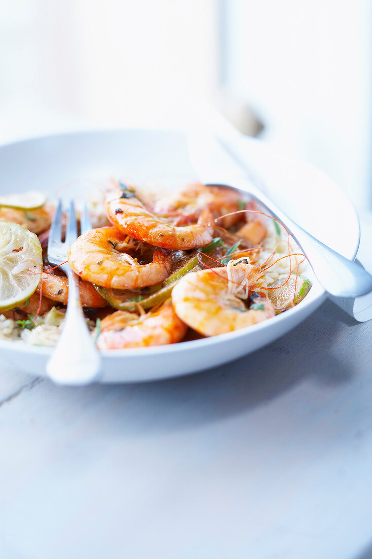 Grilled shrimps with lime, rice and coconut milk