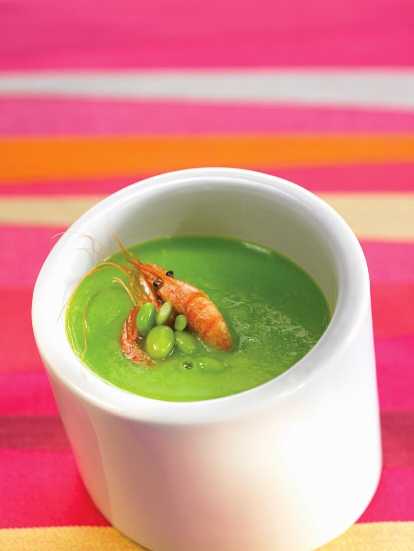 Bohnencremesuppe mit Garnelen