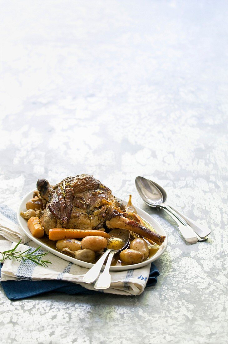 Gigot de 7 heures,potatoes and carrots