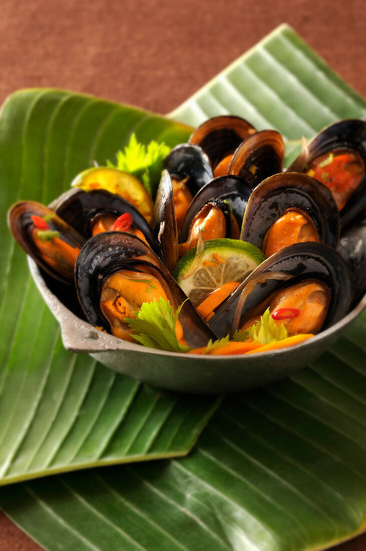 Thai-style mussels