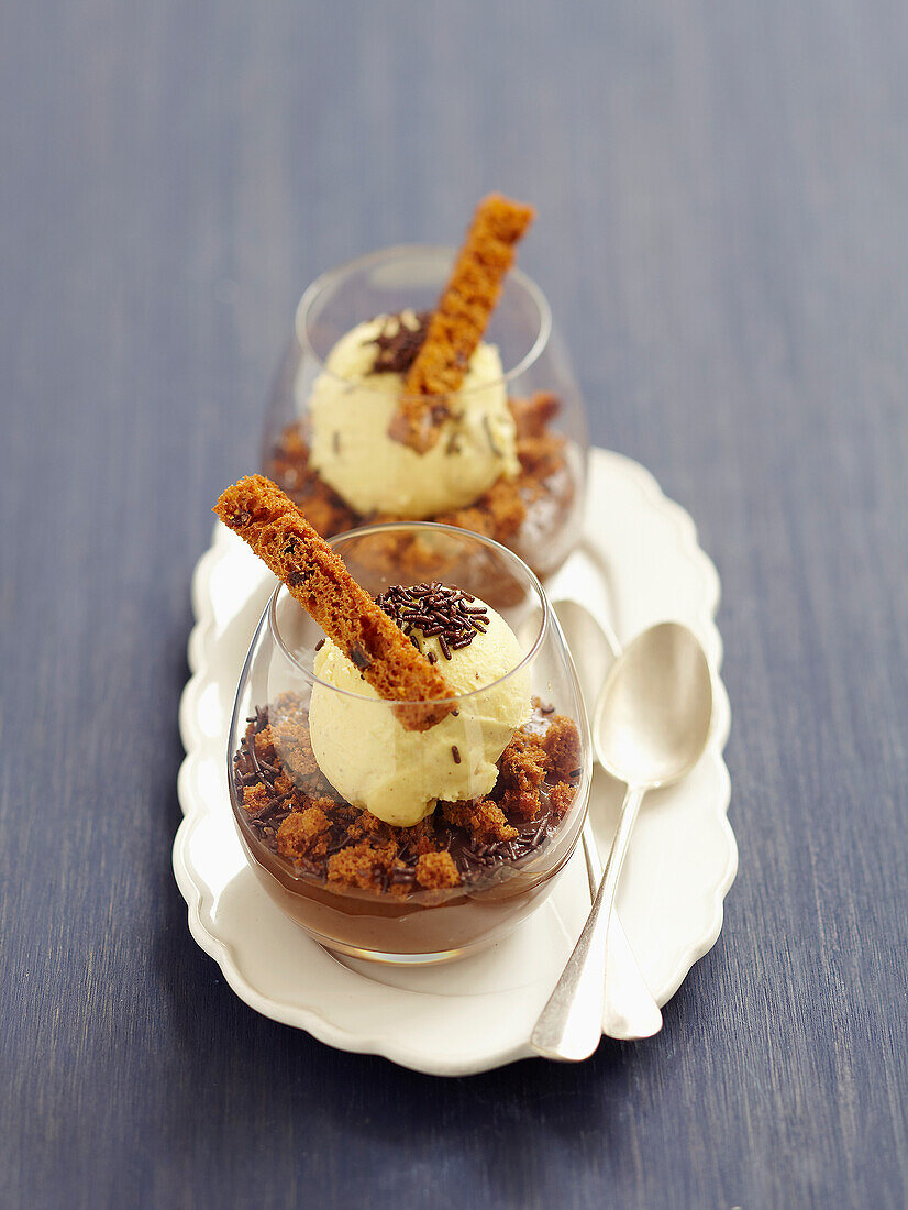 Chestnut cream with gingerbread crumbs and vanilla ice cream